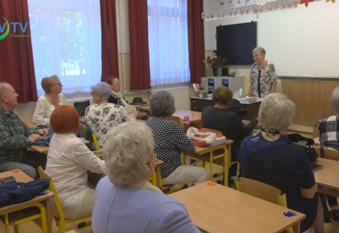 55 éves osztálytalálkozó a Telekiben